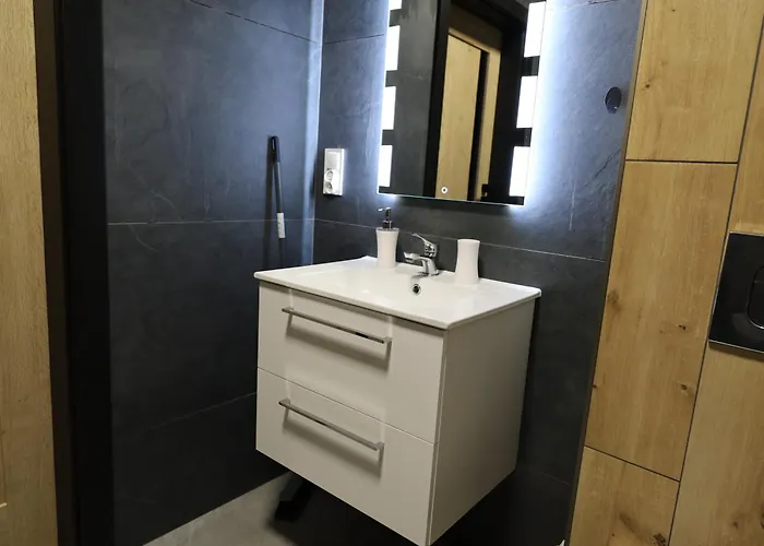 Stronie - Polna Przystan *